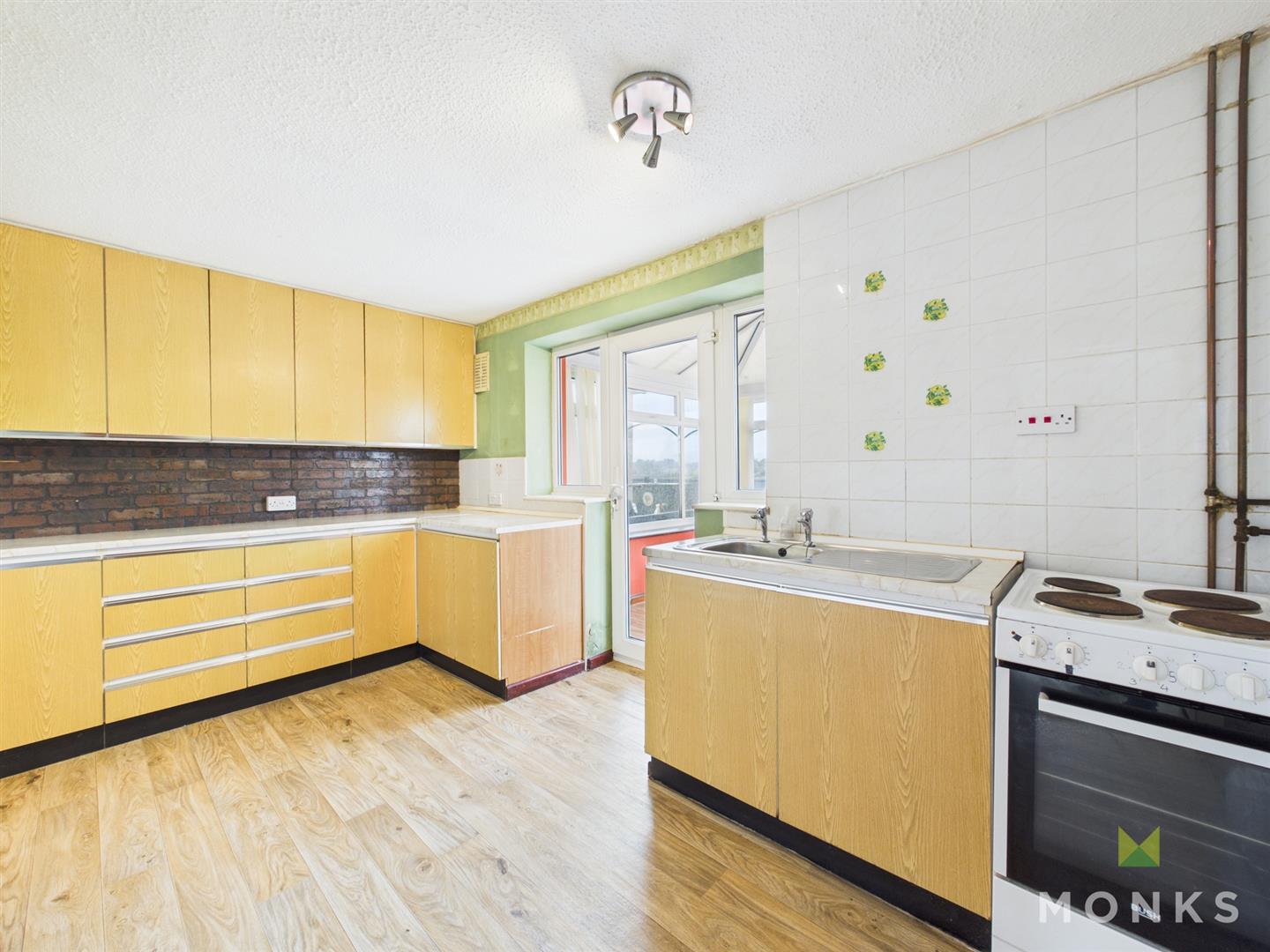 28 Oak Drive, St Martins, SY11 3EU For Sale